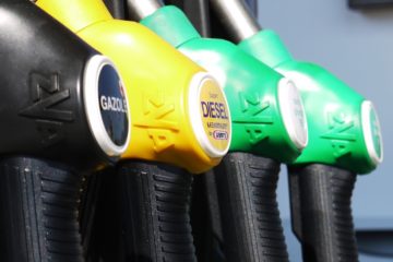 Ceny ropy vystoupaly kvůli geopolitickému napětí na sedmileté maximum