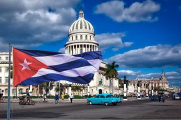 USA zmírní sankce vůči Kubě