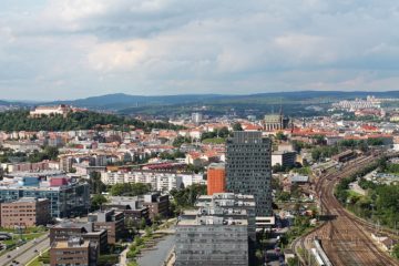 Brno reguluje vjezdy do domovních vnitrobloků